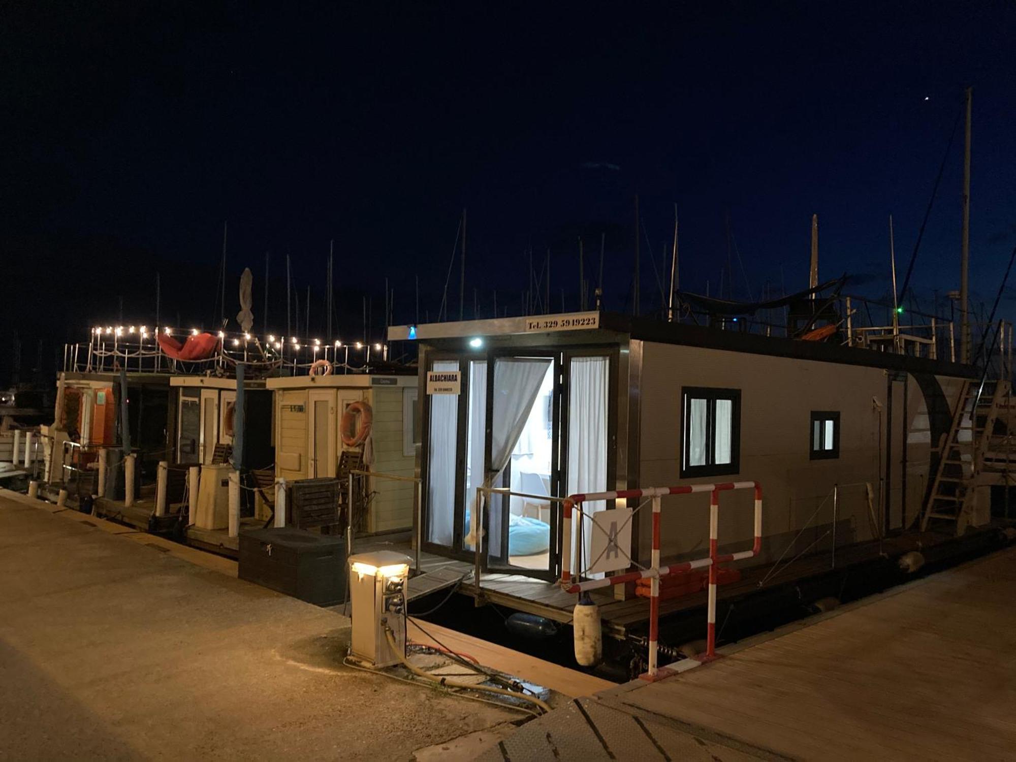 Houseboat Sardinia Suite Cagliari Eksteriør billede